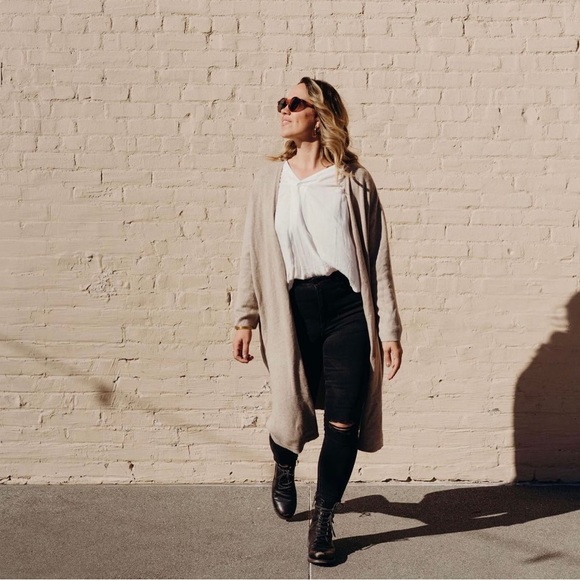 CJLA- Corrine Cardigan - Picture 8 of 9